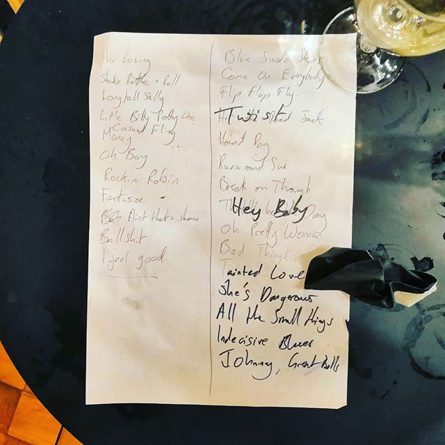 beerandcouk's tweet photo. We so #loved that set ๐บ๐ Another superb Saints #newyearseve #hootenanny in #ipswich thanks to @grapevinelive the brilliant @lockerbillies @daniellharvey @jamesmorganmusic, fab host @stephenfoz & great #friends & bar team โ #packingaway #happynewyear โ https://t.co/VM11ZpOdBf https://t.co/K7yv97H0F5
