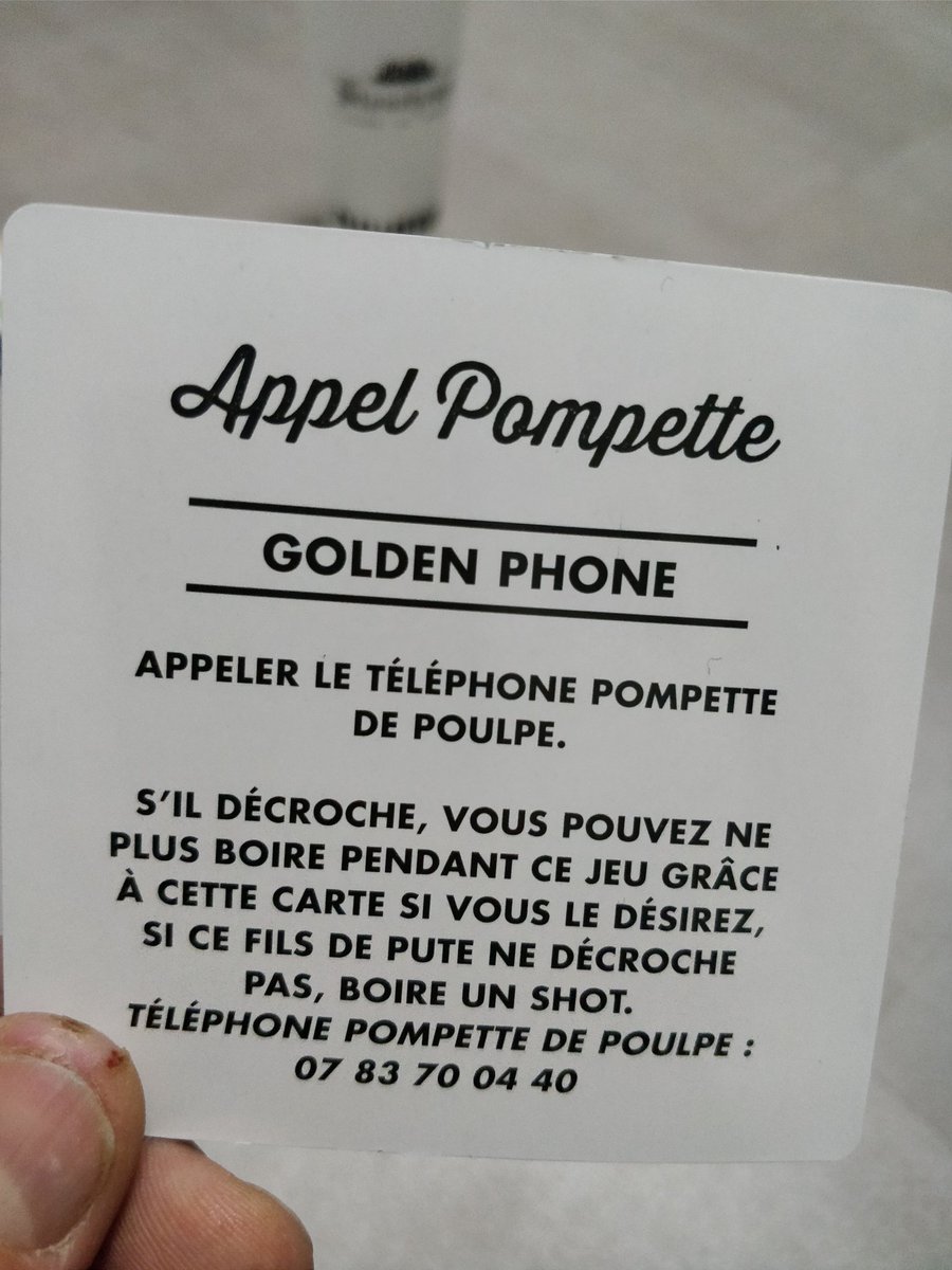 Corvo_Maltese's tweet photo. Coucou @Monsieur_Poulpe on a essayé de t'appeler pour te souhaiter la bonne année et t'as pas répondu... mais bonne année quand même ^^ #recettespompettes https://t.co/0pJVaO6tVS