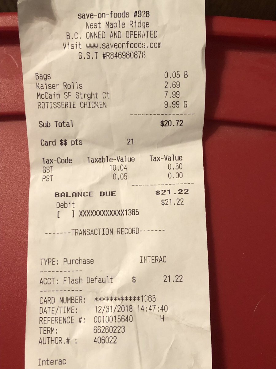 randych2112's tweet photo. Thanks @mccaincanada @mccainuk for this fulfilling bag of MINI Fry ends. Just what I wanted to feed the family on this wonderful New Years Eve NOT. #wasteofmoney #mccain #fryripoff #eightdollarsteal #fullnotfull https://t.co/0jMwJT985z