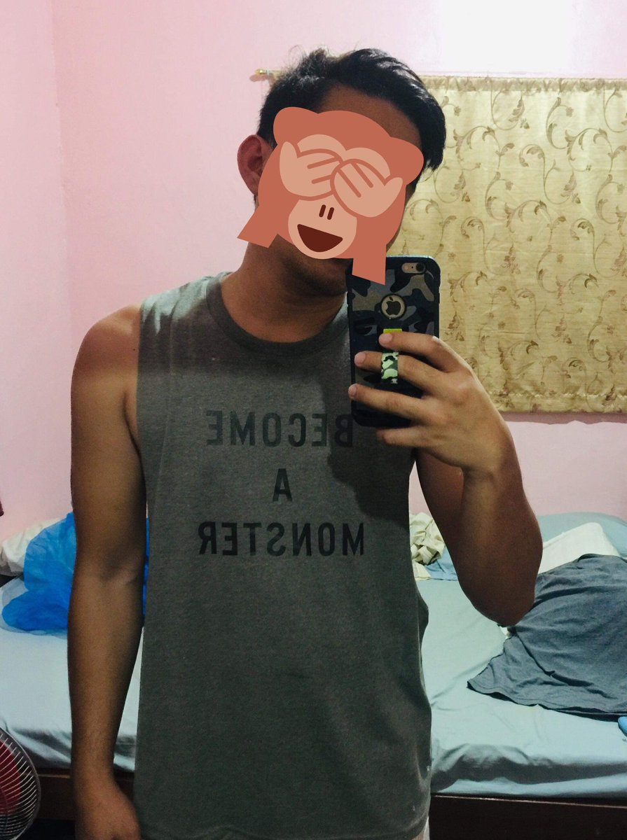NotYour_Guy's tweet photo. Happy New Year! https://t.co/pdU8tFBEuE