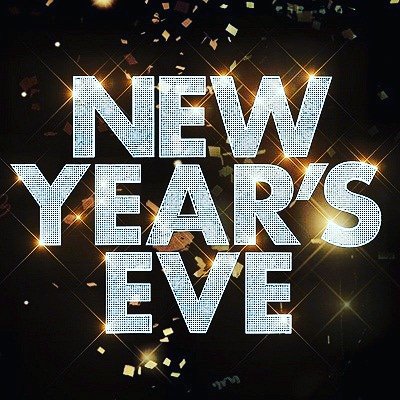 pinkshotdogs's tweet photo. Just over 2 hours left for you to get a #PinksHotDog in 2018.  We close at 6pm tonight and will open at 9:30am on January 1st, 2019. #BeSafe #NewYearsEve https://t.co/LLIvxsxhRs