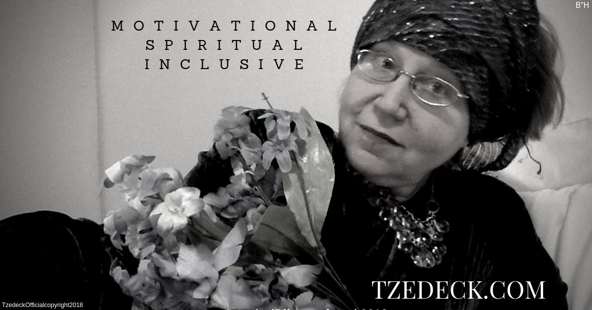 TzedeckOfficial's tweet photo. Thanks for everything @itsDjAnt  May G-d continue to bless your amazing vision to support all the best indie artists around the world! I am sure he will! #Peace, #lBlessings, #Prosperity,#love, #healing, #Jusitce, #Chaviah @TzedeckOfficial https://t.co/r5v6EhsFSn