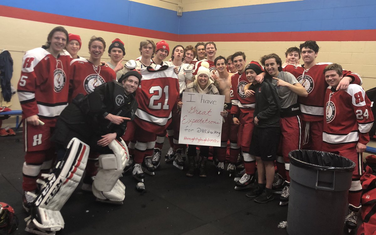 mrsrrauch's tweet photo. Awesome win and fun first in the boys hockey locker room to end 2018! ๐#breakfreefromthechains #expectationsmet #mightyhighlanders https://t.co/02nFPDJlcp