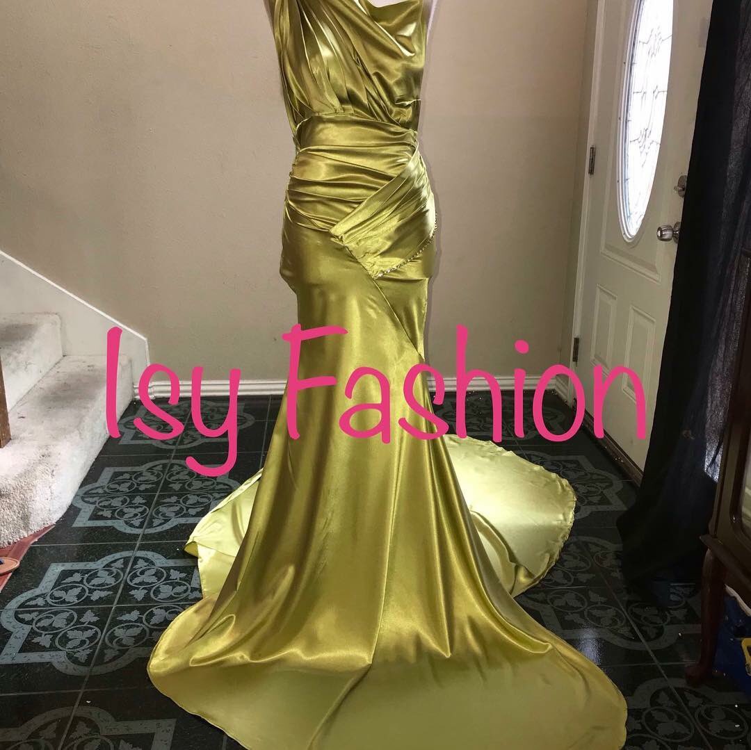 isyfashion's tweet image. Get ur prom orders in w/me b4 I fill up slots! 10 slots this month! DM or comment ready! Book ur consultation in link squareup.com/appointments/b… to secure slot. Hve pics of ur inspiration ready for approx. quote. 
#prom #dallasprom #fashion #fashiondesigner #dallasdesigner