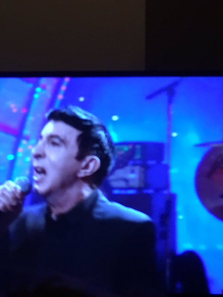 Little_Lottie91's tweet photo. I thought Ross from Friends was on Jools Holland #rossfromfriends #joolshollandannualhootenanny #2019 #bbc2 #JoolsHolland #happynewyear⁠ ⁠⁠ ⁠ https://t.co/pQNrCMAMFr