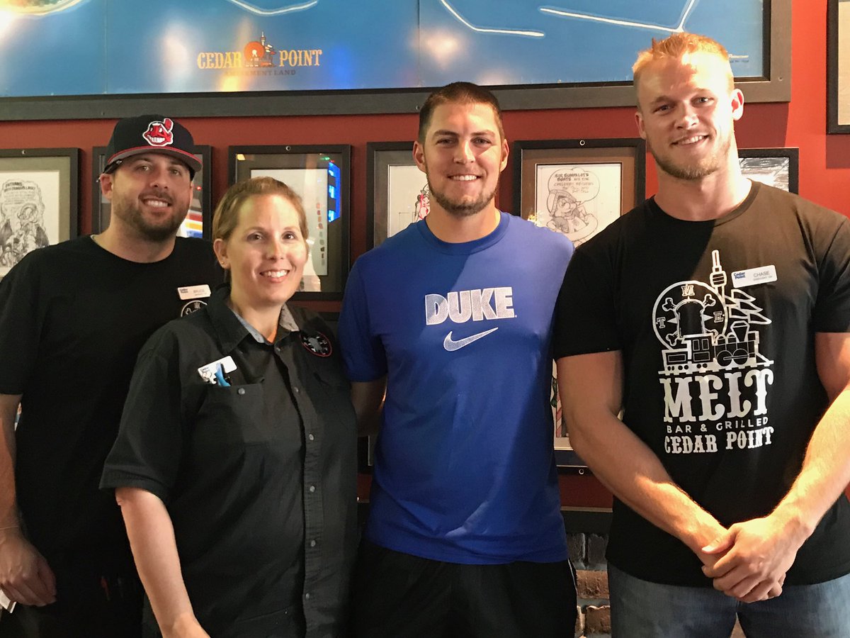 <a href="/cedarpoint/">Cedar Point</a> That time <a href="/BauerOutage/">Trevor Bauer (トレバー・バウアー)</a> came and had lunch with us at <a href="/MeltBarGrilled/">Melt Bar and Grilled</a>