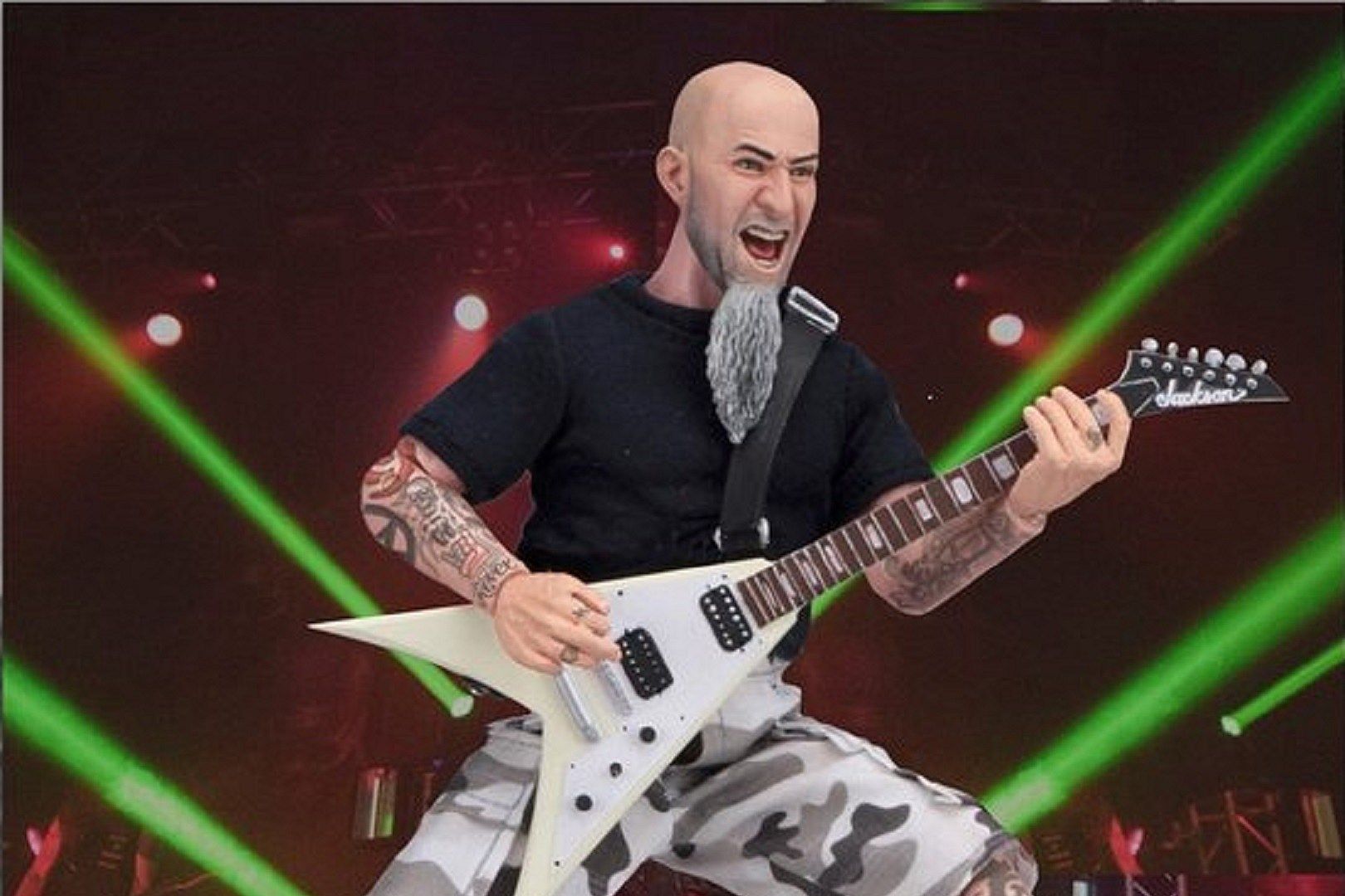 Happy New Years Eve birthday to Anthrax ist Scott Ian! 