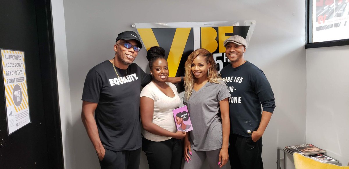 VictorineBooks's tweet photo. With 2019 approaching in just a few hours we wanted to share one of our 2018 highlights — our #author @TinaWare being interviewed on @hashtagvibe105 ✨:

https://t.co/e2WL7aUq3j

#ICYMI #BestOf2018 #SomewhereintheMiddle https://t.co/LdpHk2jaTK