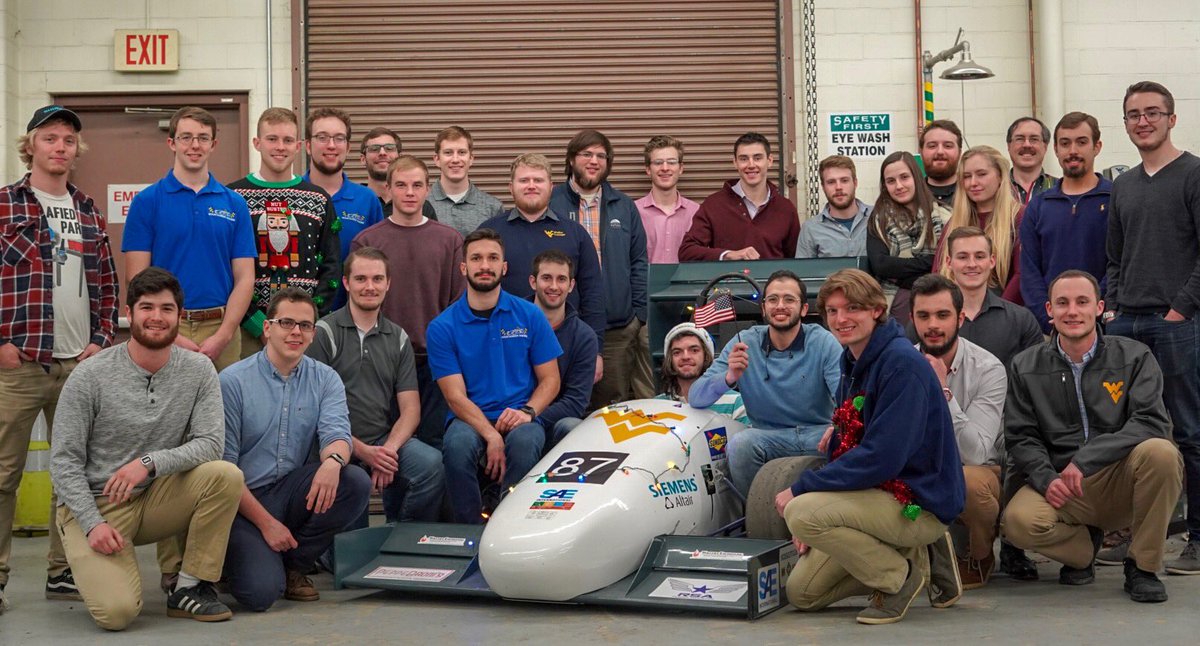 WVUFormula's tweet photo. We hope everyone has enjoyed the holiday and we look forward to the new year with a new car! 🏎 https://t.co/Zd4DA9R1gC