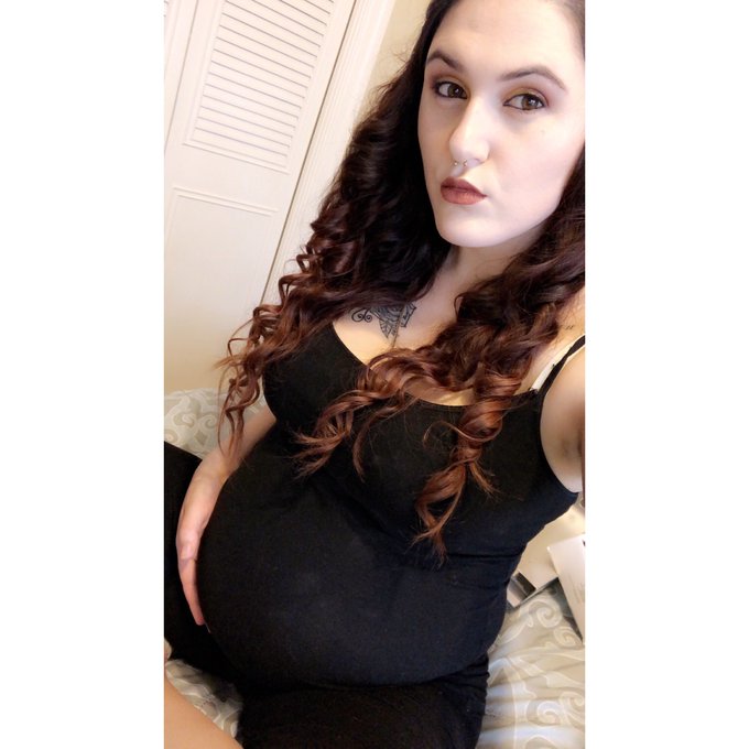 new content coming soon 😍 dm me for prices https://t.co/Bxf6vVfZxV