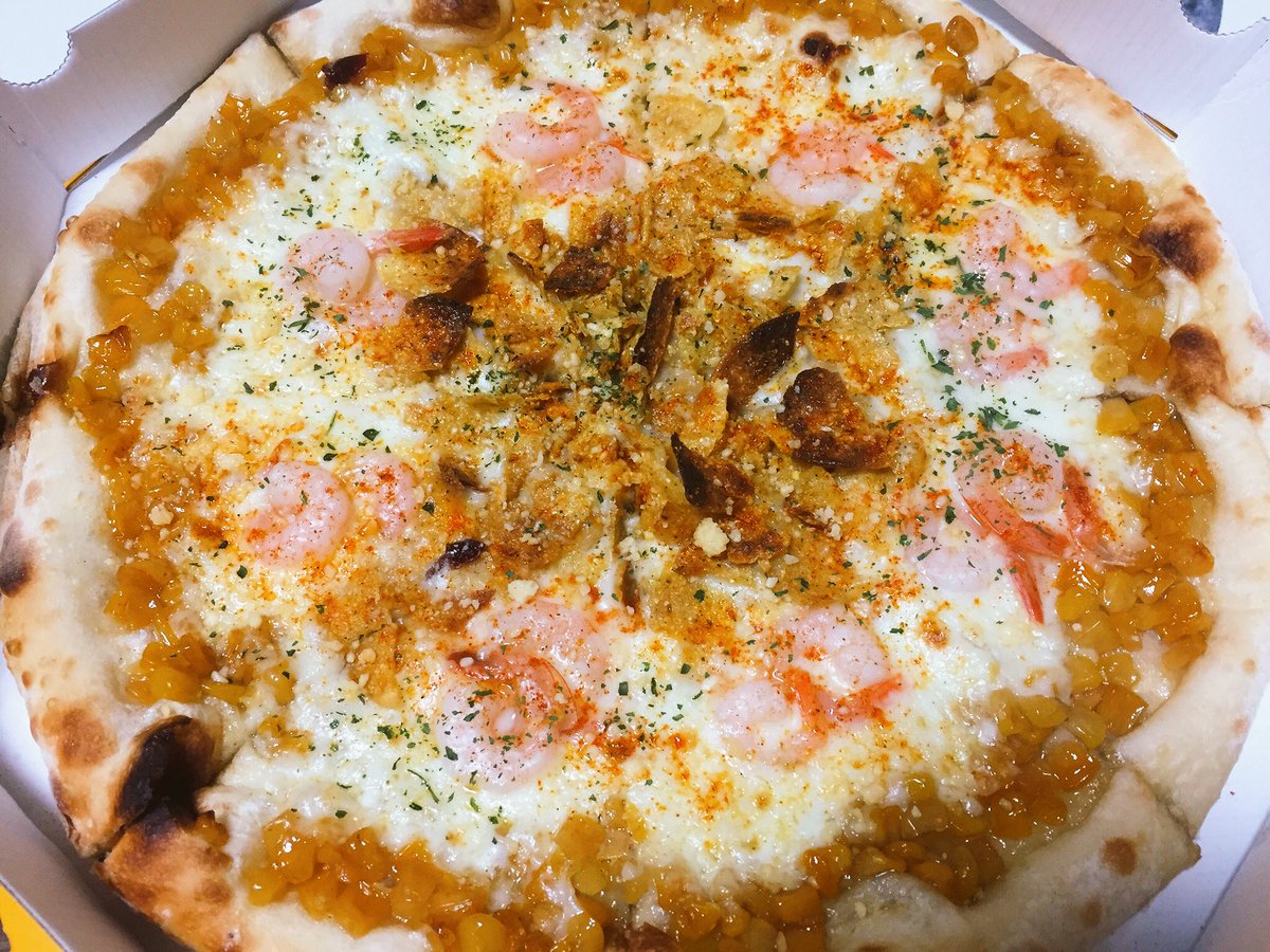 sinchon_baegopa's tweet photo. 신촌 맥소이(★★★★★)
마약옥수수 새우 피자 / 10,500  프리타타 / 8,000

(매장도 있습니다) 신촌 피맥의 뉴-패러다임. 여태 왜 이곳을 몰랐을까. 이태리식 달걀요리라는 프리타타가 압권. 같이 먹은 친구들 모두 깜짝 놀라 토끼눈을 할 정도의 퀄리티. 와 지금도 생각나네... https://t.co/RNtMIFBC1C