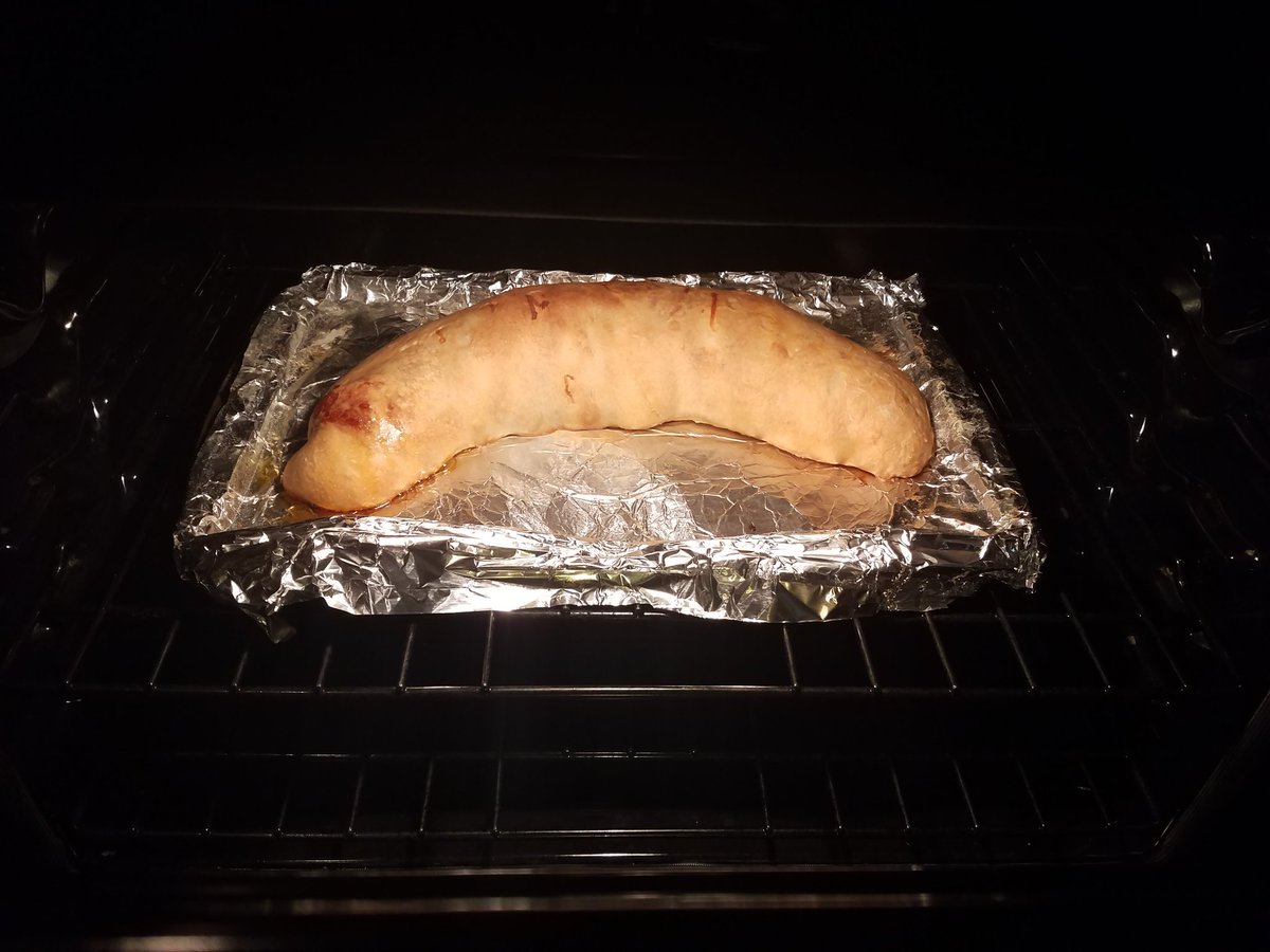 ASTmegan's tweet photo. Pepperoni roll for the win! @ewnolds https://t.co/IaRIIXQ0AV