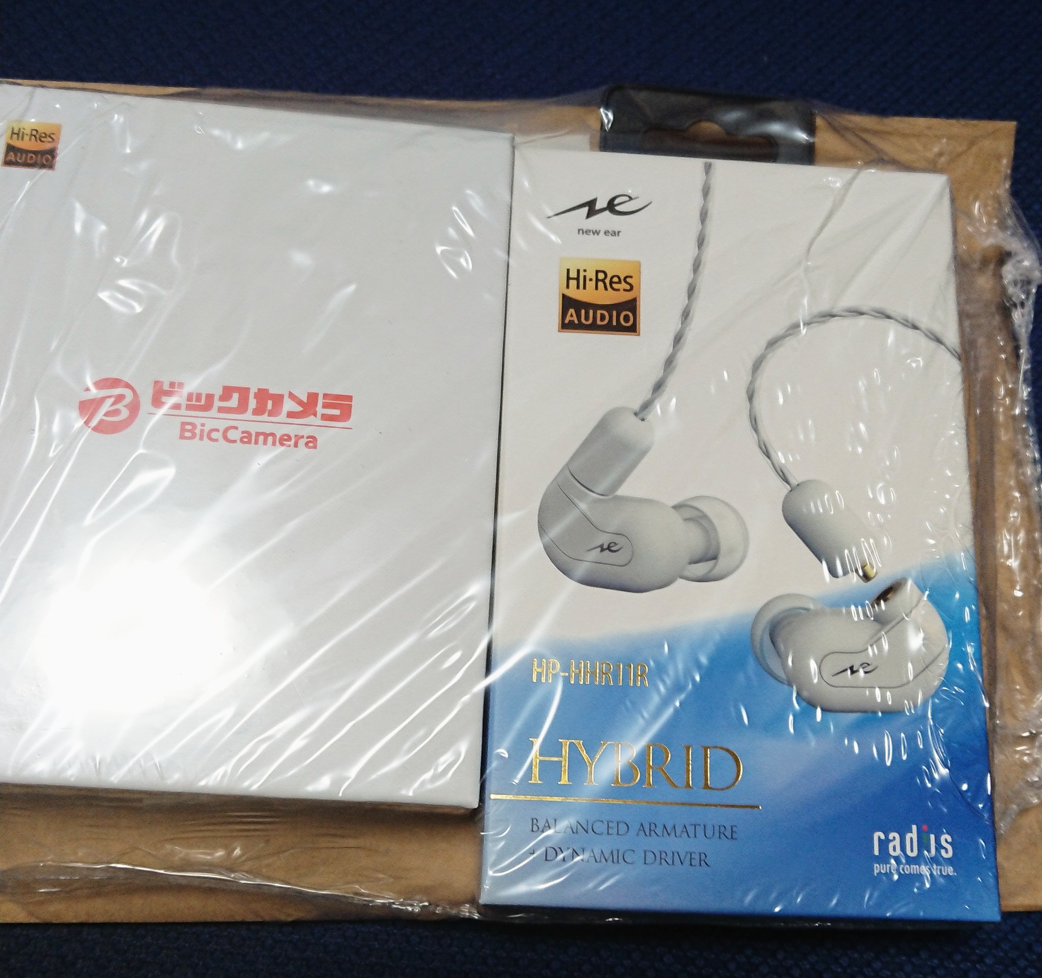 画像 ビックカメラから福袋来た Activoct10とラディウスのイヤホンでした アクティボだと思わなかったwありがとうビックカメラ ビックカメラ福袋 ビッカメ娘 まとめダネ