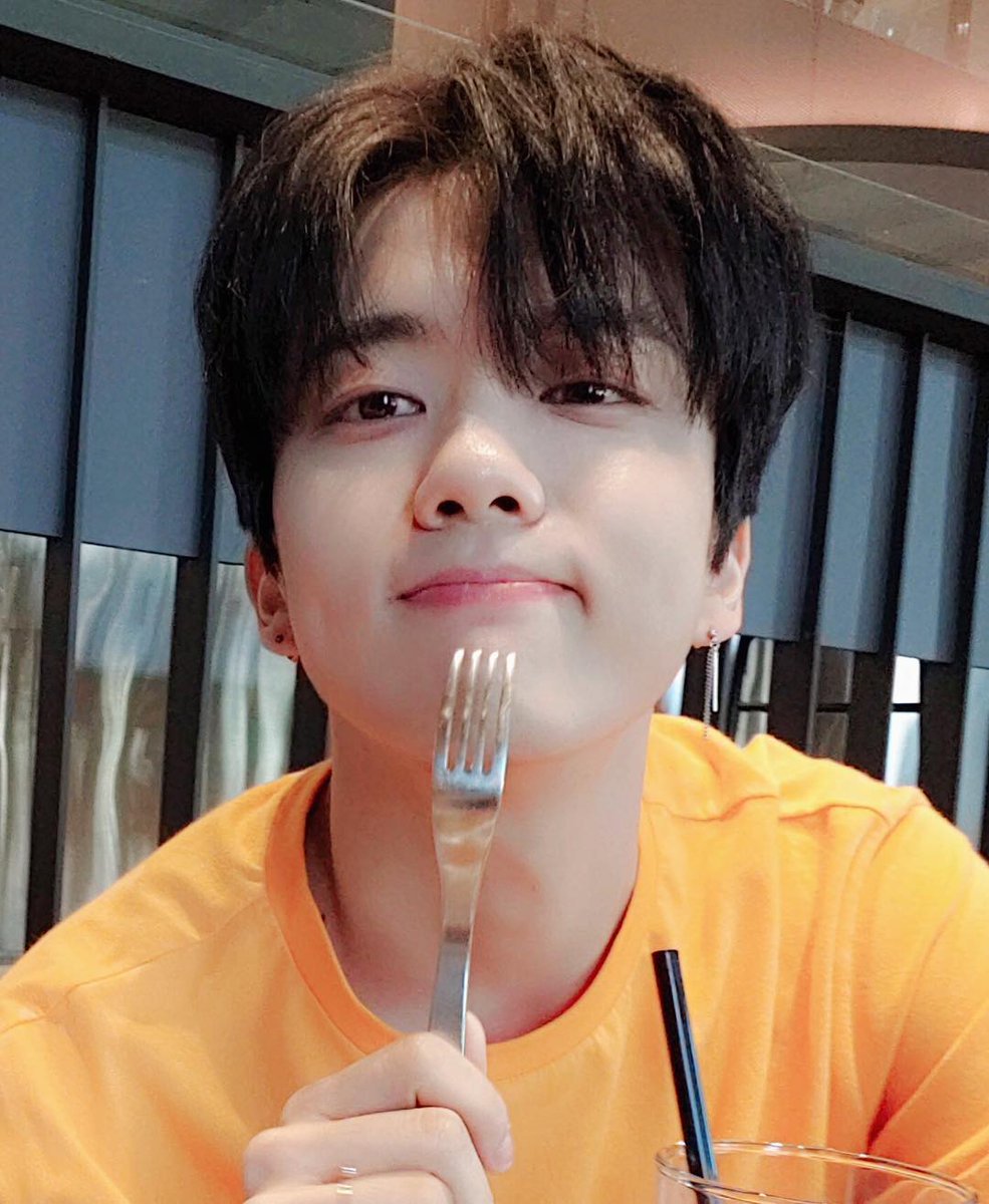 KathyMyon's tweet image. Youngjae Chadol's Instagram post 1😊

"#HeeHee #FirstDayOfTheYear I got a hair cut. Eat lots of #GoodFood today and think of #Chadory a lot this year too
#BundangPrince #PangyoFairy #CheonChadol #cutie #ChaBird #ChaSquishy
#CheonChadolYoungjae  #kimisagenius #whoskimbtw"