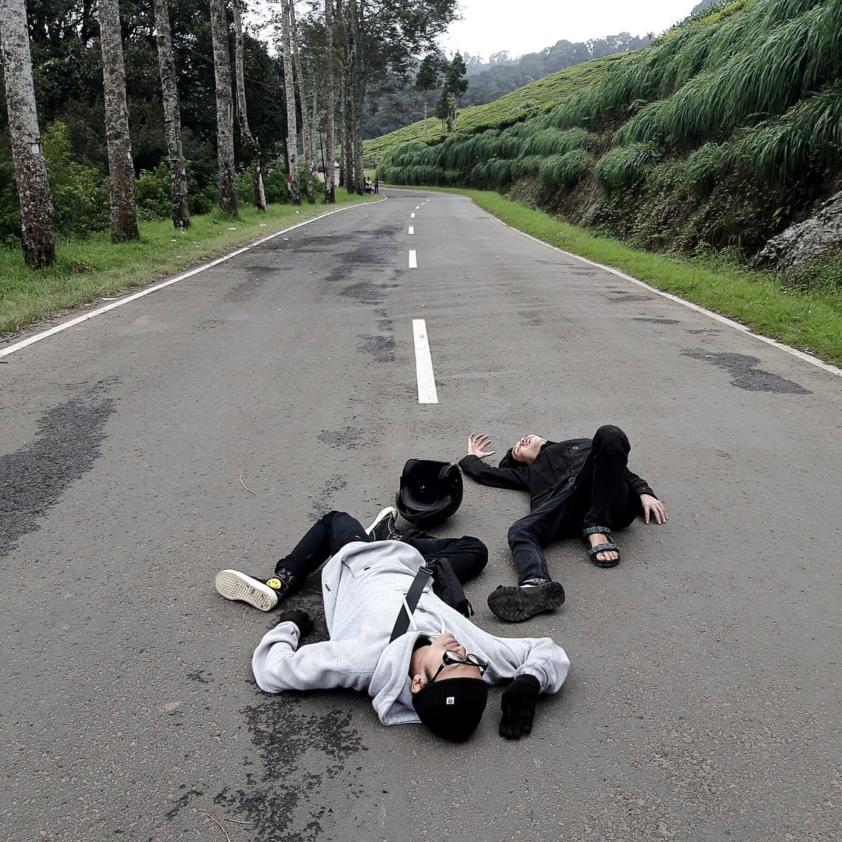 bisikbatin's tweet photo. Ass gass or grass ggrrrr.. 💨🔥
#cibuni #cibuniciwidey #cibunibandung #ciwidey #ciwideybandung #bandung #bandunghits https://t.co/nqDwJS9UTe