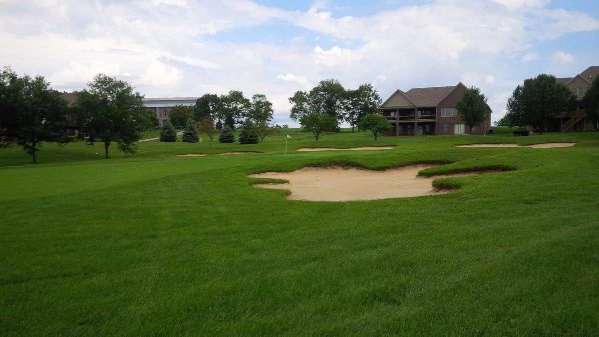 1beardedgolfer's tweet photo. Cherry Blossom is a fun tournament course. Course is always lush...this year it was plain soggy. Good greens and a decent routing. Carded my 1st sub-80 tournament score there this year. #golf #golf2018 Also, had fun creatively spending a pro shop credit there. https://t.co/rgKYZaqyik