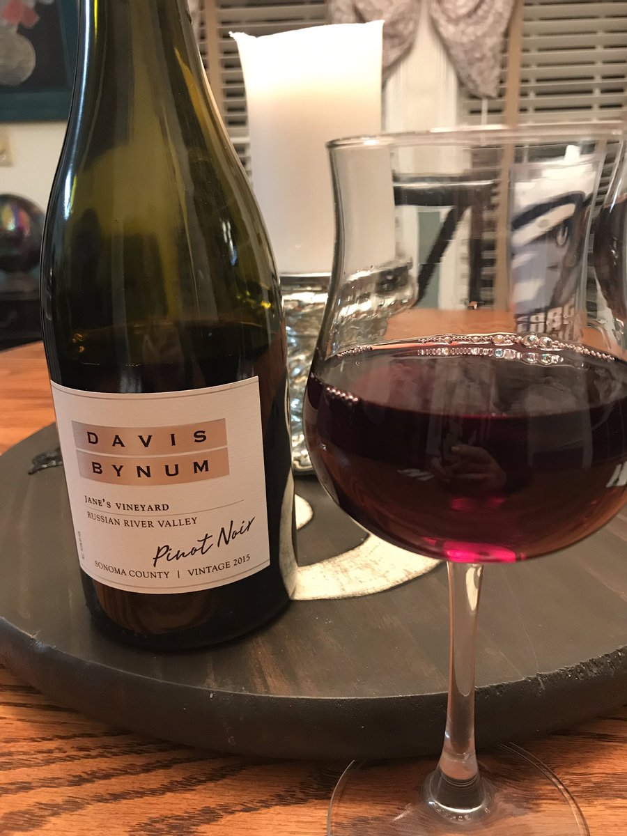 SideHustleWino's tweet photo. Staying in tonight! Happy New Year to all of my #twitterfam! Can’t wait to spend 2019 sharing food and wine with all of you! I ran out of room to tag everyone, but I 🥰 you all! @usdoingwine @DavisBynumWines @PolRoger_NL  #NYE2018 @jflorez @rr_pirate @WineTwoFive @WeLikeDrinking1 https://t.co/6qaiEn2A2w