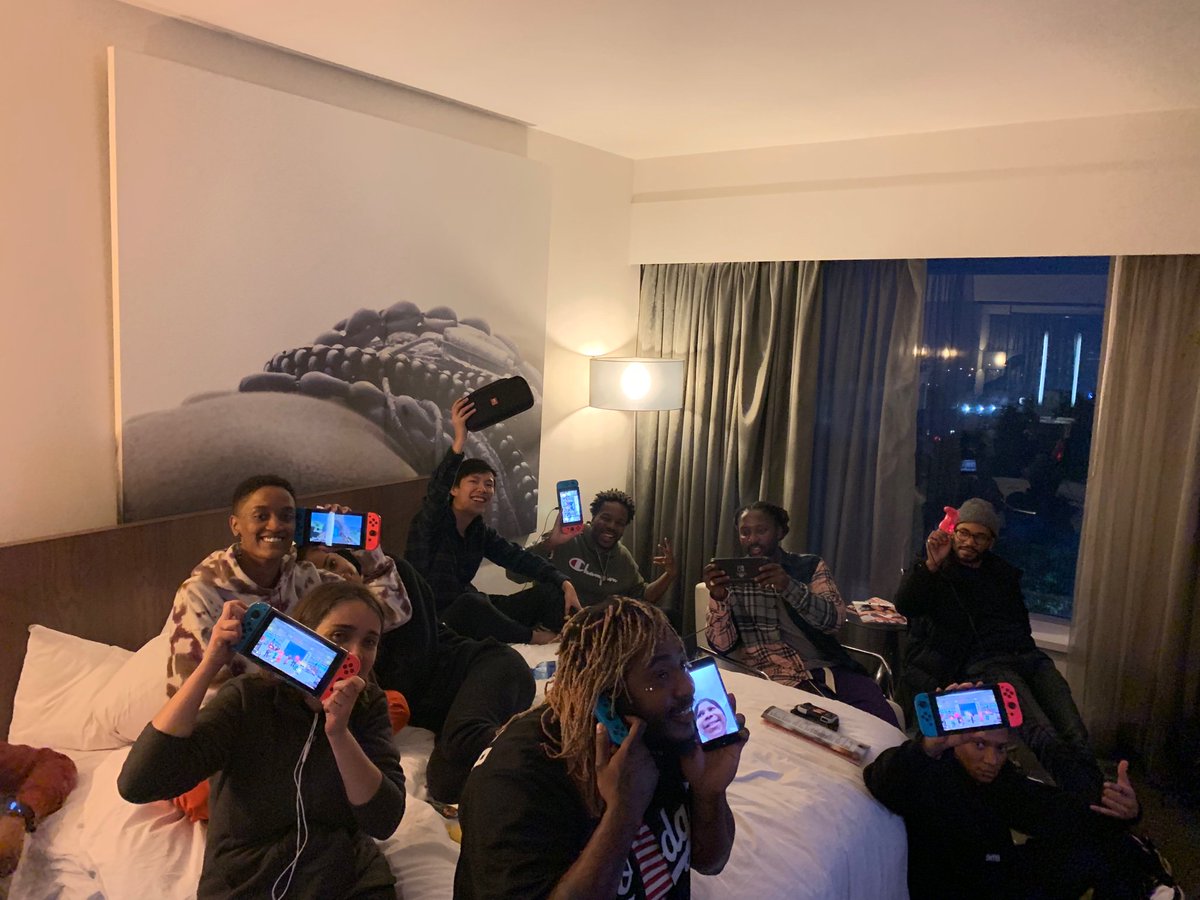 THE INTERNET (@intanetz) on Twitter photo 01/01/2019 02:59:32 aye @NintendoAmerica we really rocking wit y’all heavy ...Can we get some free games ???? aye @NintendoAmerica we really rocking wit y’all heavy ...Can we get some free games ????