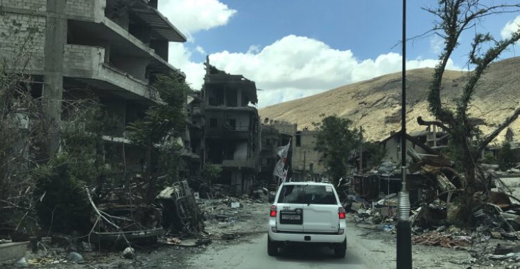 PStollICRC's tweet photo. Less displacement
Less destruction
Less famine
Less civilian casualties
Less separated families
Less torture
Less injustice
Less human suffering
More transparency
More diversity
More inclusion
More #ComIsAid
More humanity
And more accountability
My humble wish list for #2019 https://t.co/1w5N7CN94x