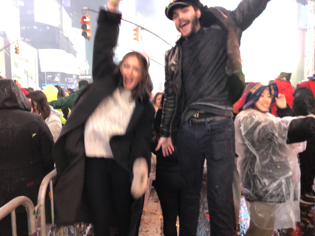 julia_goolia98's tweet photo. I can feel it in my bones, 2019 is going to be the best year ever https://t.co/GfAvc4A7O8