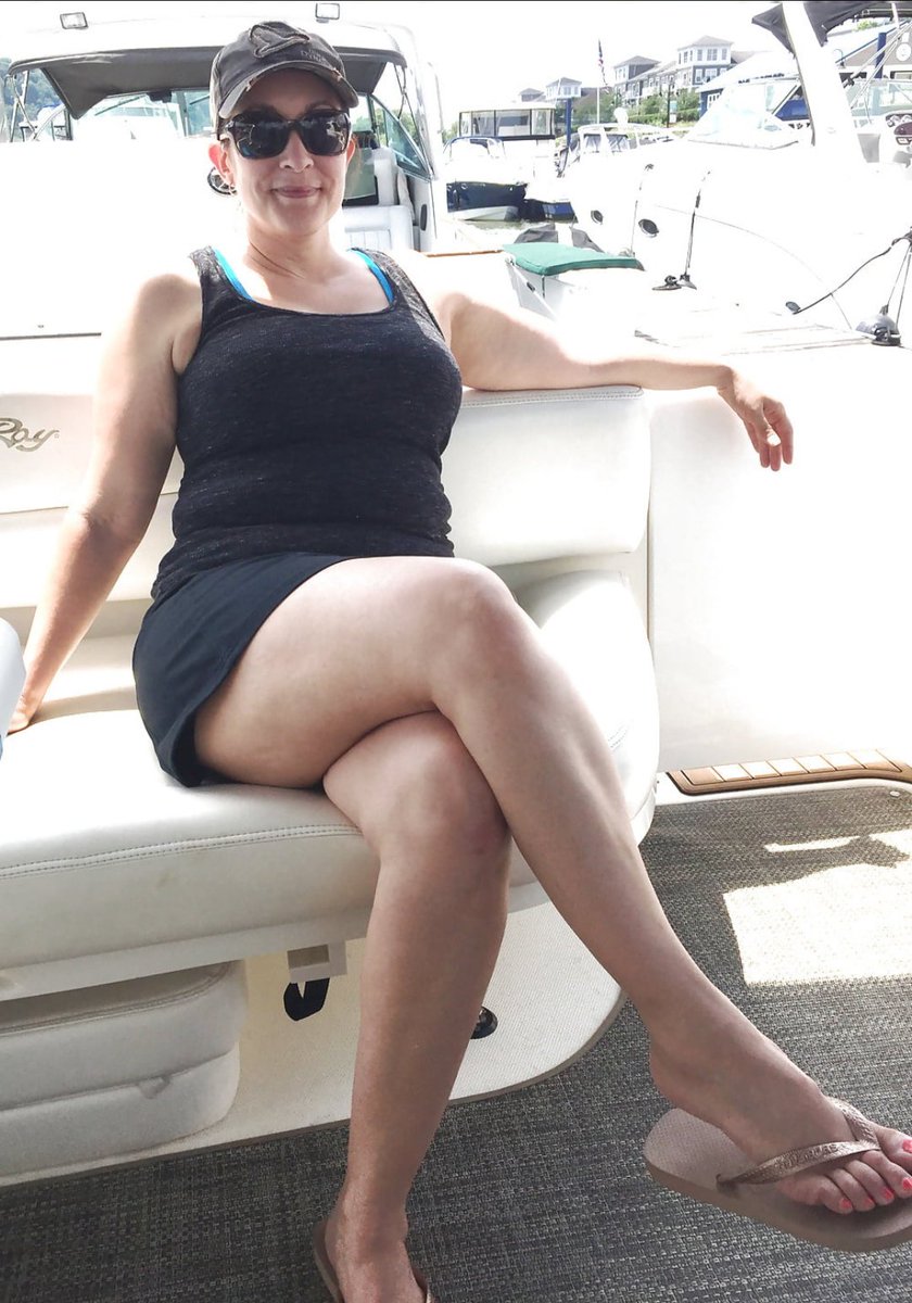 Benim gibi annesi kaşar ve orospu olanlar gelsin karşılıklı antalıp boşalalım?
Foto alıntıdır gerçekler özelden atacam.