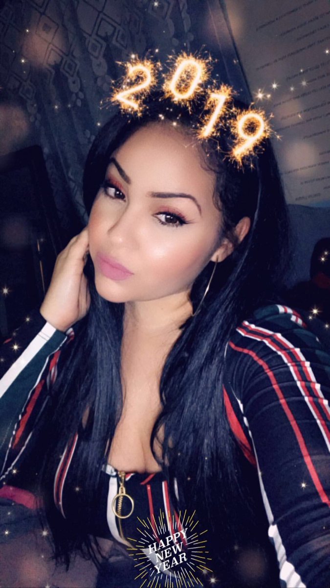 _therealcece_'s tweet image. Ready to bring in the New Year ! Happy New Years to all of you, May god bless you all ! Be safe and enjoy. 🎉