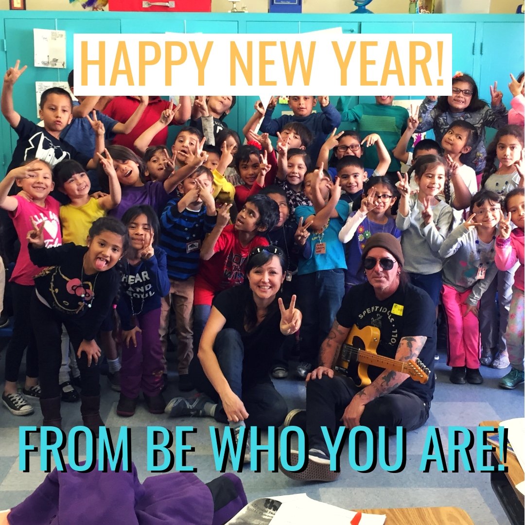 BWYAProject's tweet image. 💥⭐️HAPPY NEW YEAR from BE WHO YOU ARE!!! ⭐️💥May you find happiness just being yourself in 2019! 💗