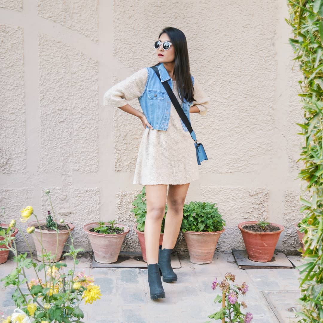 aastha24151's tweet photo. Happy New Year #2019 
.
.
.
#smokedupeyesbyaastha #fashionblogger #styleblogger #Happynewyear #chandigarhblogger #winterfashion #ootd #bye2018 https://t.co/tm8PBvp9RS