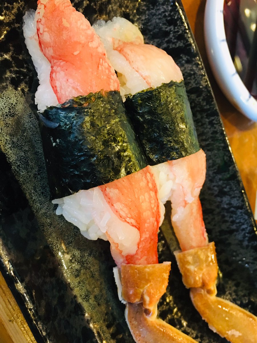 あゆ の すけ 元旦からぎふ初寿司で食い初めしてます 湯呑みが馬鹿でかくてお気に入りです 皆さま明けましておめでとうございます ぎふ初寿司 なまこ酢 生ズワイ