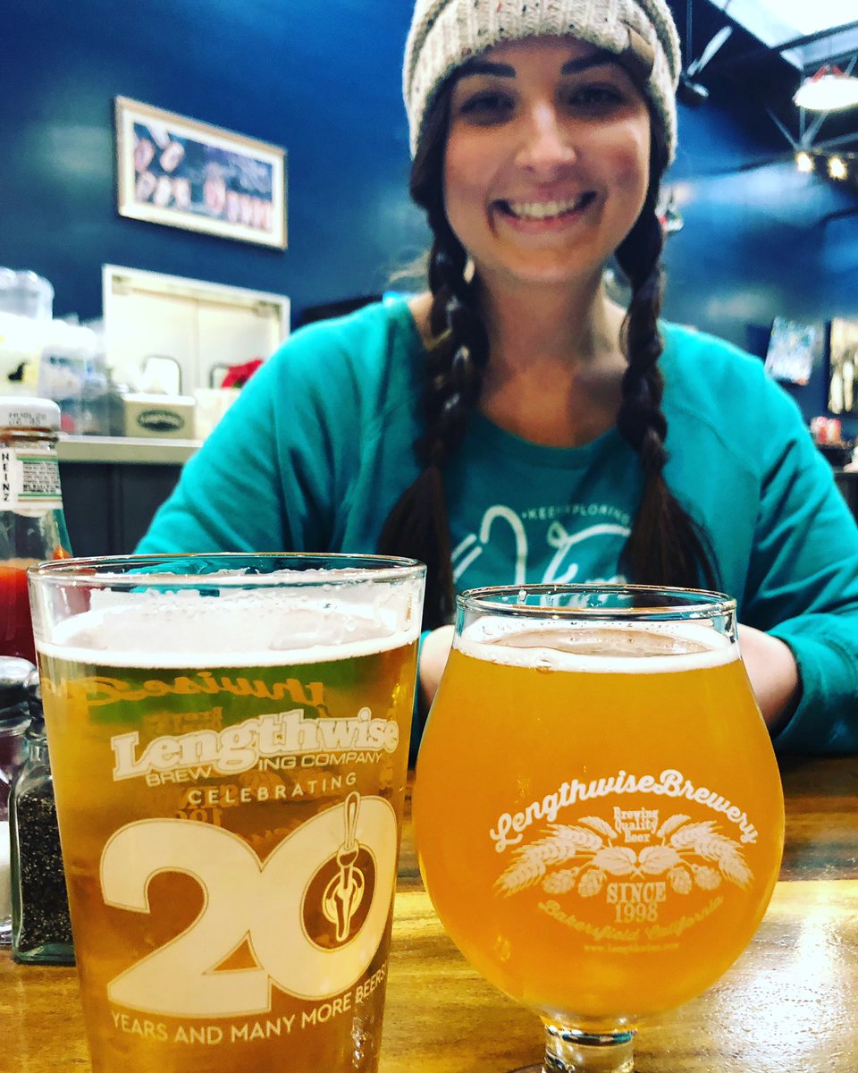 wa_coble's tweet photo. No way we make it to midnight but we made a stop into @lengthwisebrewing to say farewell to a great 2018. I can’t wait to see what 2019 has in store for the #CobleFamily. #newyearseve #livelifelengthwise #lengthwise #love https://t.co/XnzTLPvRmY