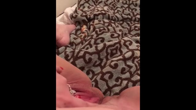 If you really love me, you'll watch my new PornhubModels video: https://t.co/YDmh0GZ2pj https://t.co