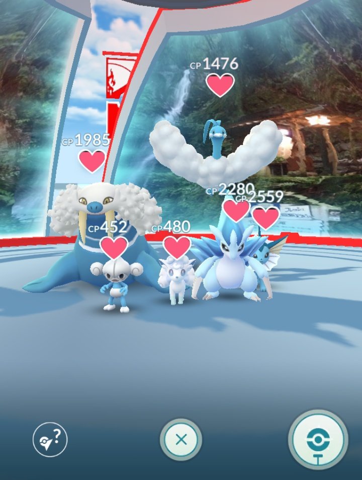 ひいね 水色 白 ジムあったからチルタリス置いてみたけどかわいい 色統一ジムに出会うの初めて