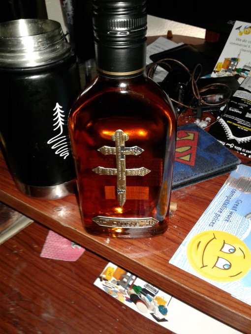 see ya'll next year.......love u... https://t.co/jjaoWlvUkx<a href="/tag/newprofilepic"class="tags"><span>#newprofilepic</span></a>