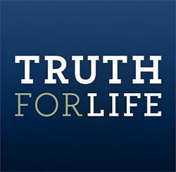 GoodChristChat's tweet photo. If you are searching for a new church, away from your home church, or just need a Jesus fix during the week, Truth For Life has hundreds of sermons over every topic under the sun - https://t.co/2ncoypBAUJ

#TruthForLife #GoodChristianChat #ChristianTechnology #ChristianApps https://t.co/JJcyKRxa0E