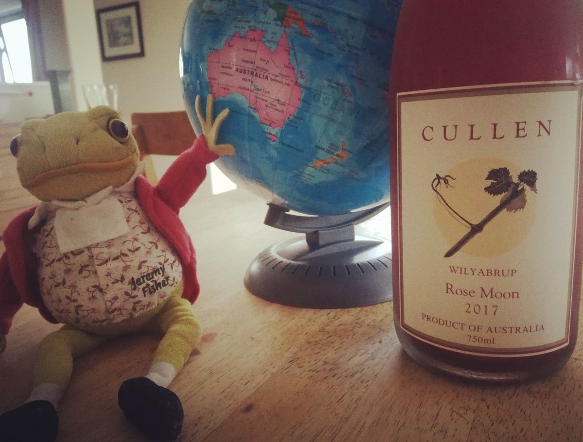 Frog knows where this wine is from.. #WA <a href="/cullen/">Cullen Kowalski</a>