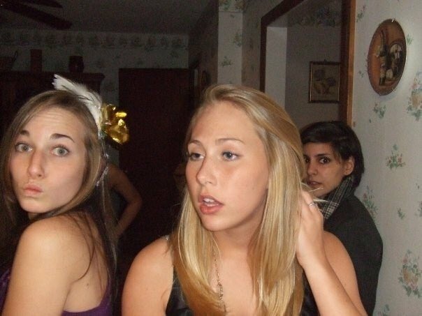 10 years &amp; very little has changed except my eyebrows lmao. well, &amp; now i always look tired af 😹 https://t<a href="/tag/halloweek"class="tags"><span>#halloweek</span></a>