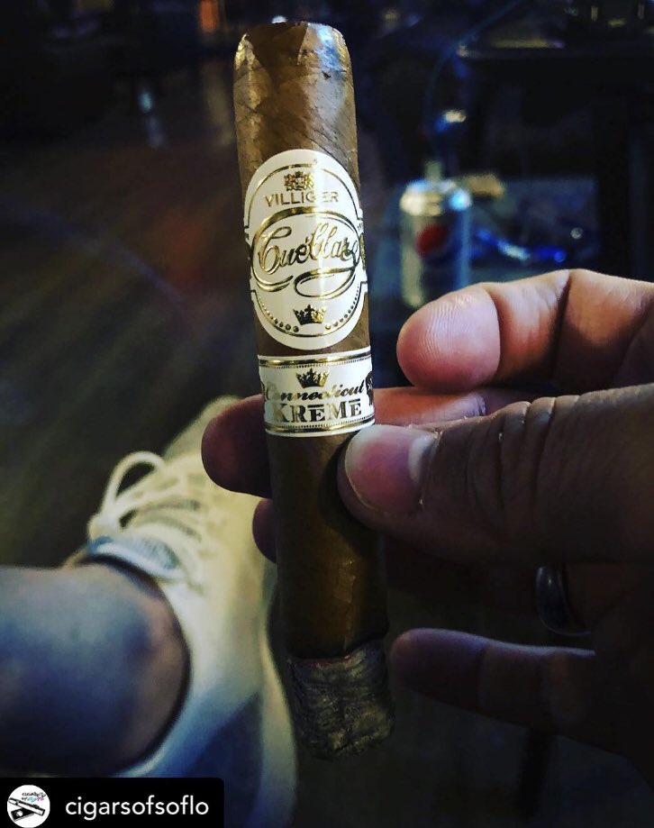 Coffee and Krēmē.
#picoftheday #dopepic #photooftheday #lifestyle #cigarporn #cubancigars #cigarian #botl #cigaroftheday #cigarcollector #cigarlife #cigarsmokingmodel #cigarsmoker #cigarsandwhiskeys #cigarlifestyle #cigarsteady #cigarsociety #cigaraficionado #worldcigarclub