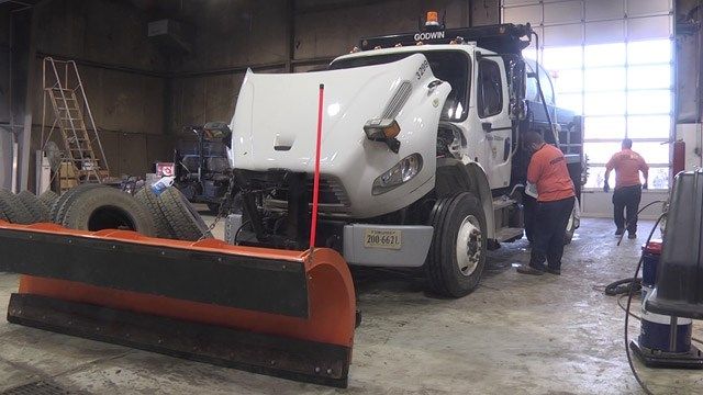 Charlottesville Crews Readying for Next Round of Wintry Weather dlvr.it/QwlgDN