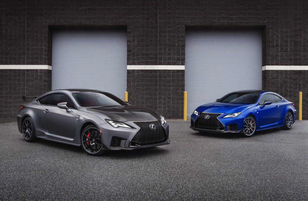 Der Autotester Das Automagazin A Twitter Lexus Rc F Und Die Neue Rc F Track Edition Fahren In Detroit Vor T Co 9yi1iqjrls