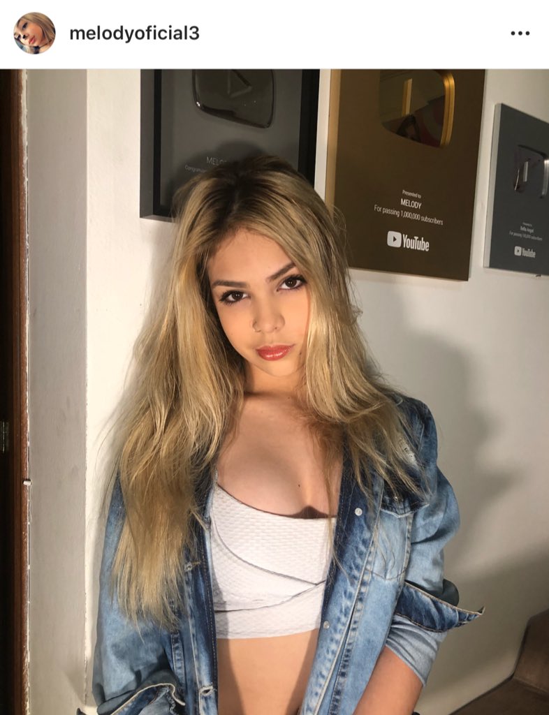 Biela on X: Gente a MC Melody com 11 anos tem mais peito que eu com 26  anos , eu com 11 parecia ter duas costas pqp t.coEHcHV1HuXv  X