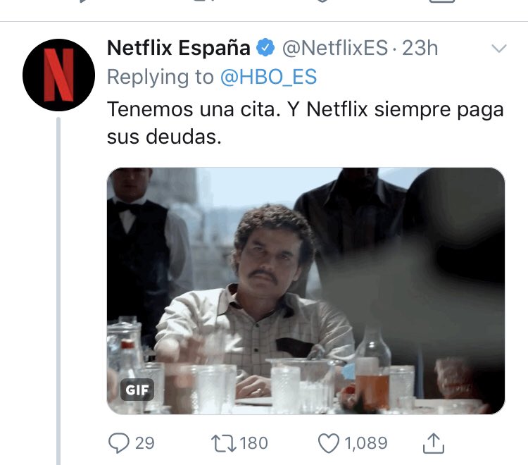 kikeurbina's tweet photo. Netflix y HBO hablando en twitter son lo mejor de esta semana. 

Quiero un Netflix así. https://t.co/ErFnHsropt