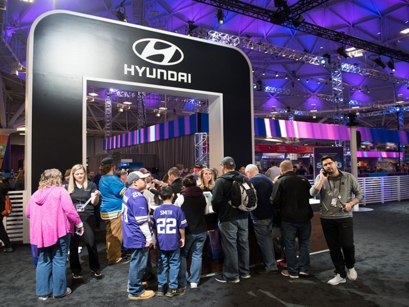 Hyundai punts on NFL sponsorship deal dlvr.it/QwljsT