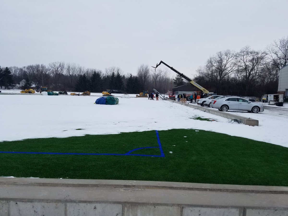 debsteward's tweet image. Door frames being installed and fabric on-site ... we are getting close to the dome being inflated! @HWSAthletics #ThankYouDonors #IndoorTurf