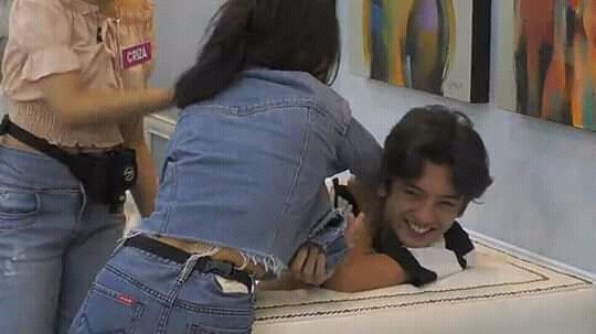 SL_Strong1's tweet photo. Sethlie is always in my heart bff npaka sweet I love you both babies

#SETHLIEPerpetuity https://t.co/Tjc0bev01U