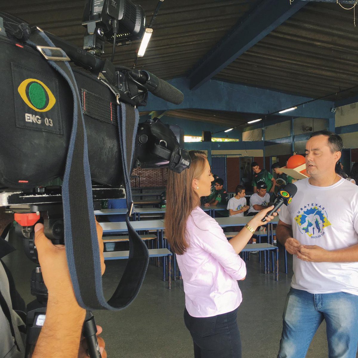 Hoje, 15/01, a emissora Band vale veio conhecer um pouco do Taubatexas 7459 e do @brazilian_storm6404 .
.
.
.
Today, 01/15, the issuer Band Vale, came to know a little of Taubatexas 7459 and the @brazilian_storm6404 .

#frc #deepspace #season2019 #7459