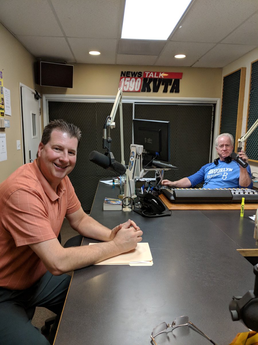 rrtransit's tweet photo. Roadrunner's General Manager, Tom Wittig talks community service on News Talk 1590 KVTA, discussing recent food drive efforts with @FoodShareVC – while sharing latest local and nationwide transportation service updates with Ventura County!
@kvtaspeednews https://t.co/8xRO3UMYZz