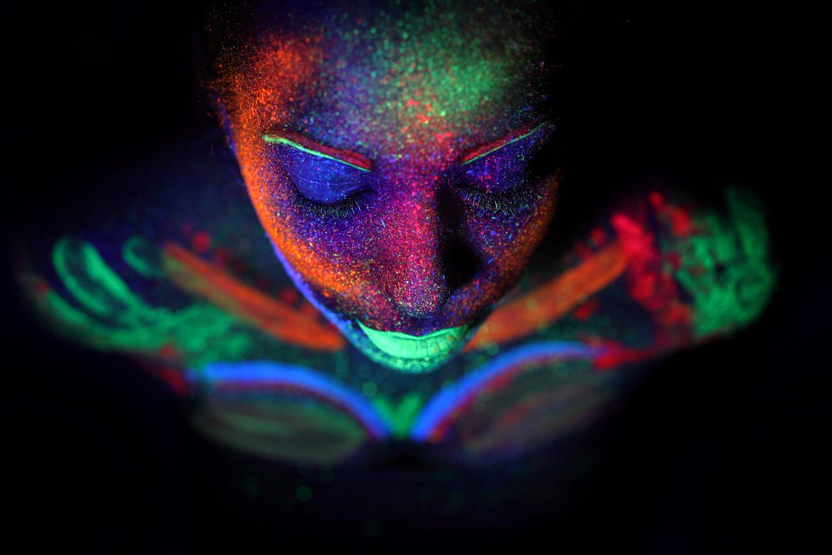 CanonUKandIE's tweet photo. Canon Ambassador @AntonioGibotta put the Canon EOS R to the test in his latest project with #fluopaint. Take a look behind the scenes of this colourful shoot: https://t.co/qoicCt6Jl3  #CanonAmbassador #LivefortheStory https://t.co/nGhhk1vm2B