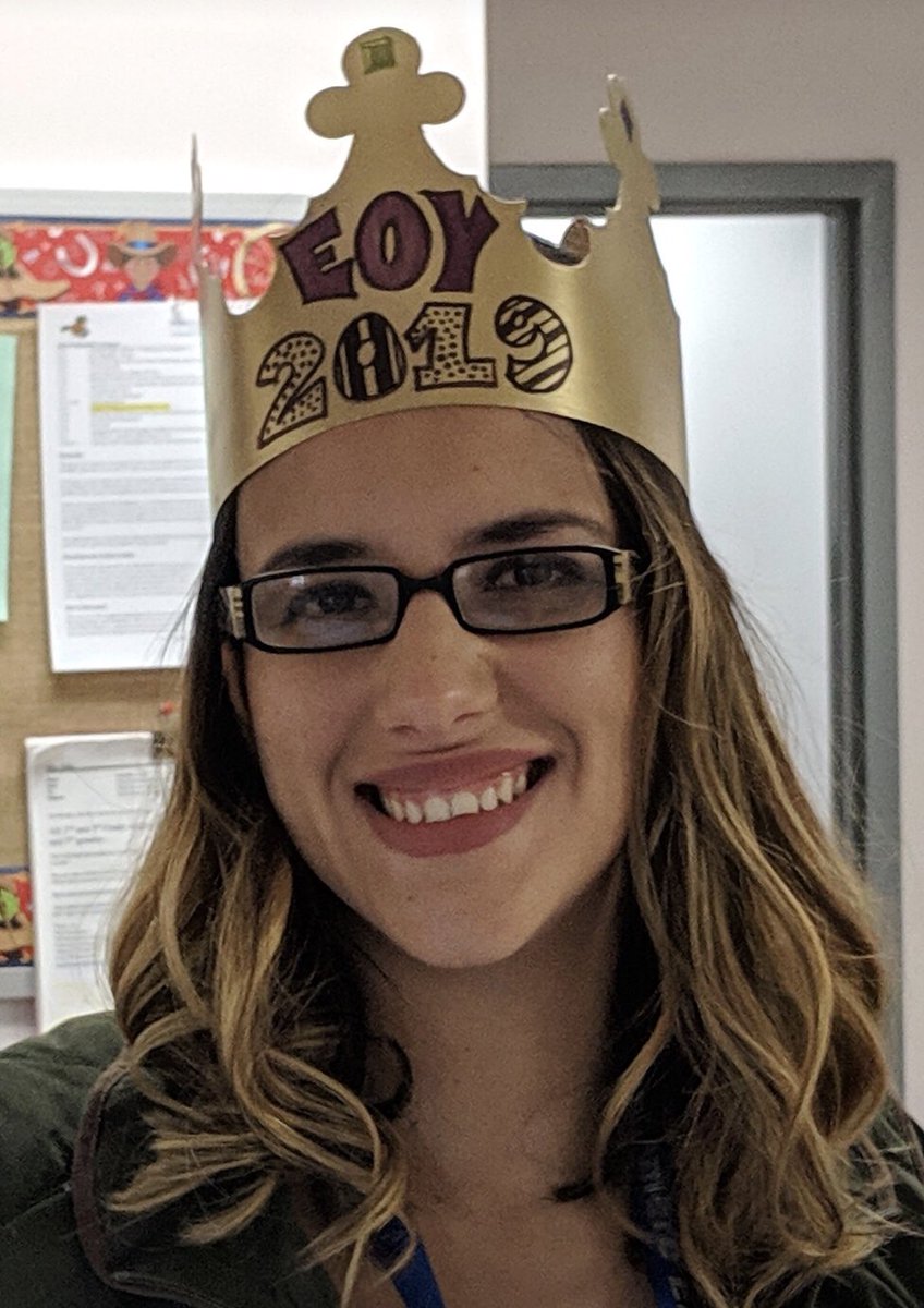 TeachingHiheels's tweet photo. FES has its own Queen 👑 Ms. Daisy Rios! IRCSD Employee of the Year 2019! https://t.co/UyOD7YYqk4