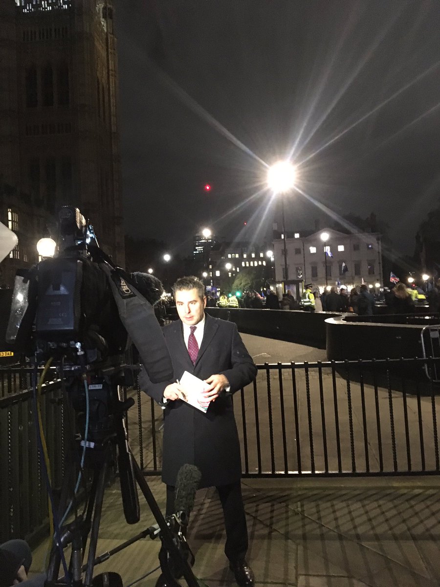 We’re live in Westminster on Brexit vote day. Final preps before <a href="/BBCWalesToday/">BBC Wales Today</a> at 1830 with <a href="/NickServini/">Nick Servini</a> @markhutchings1 <a href="/felicityxevans/">Felicity Evans</a>
