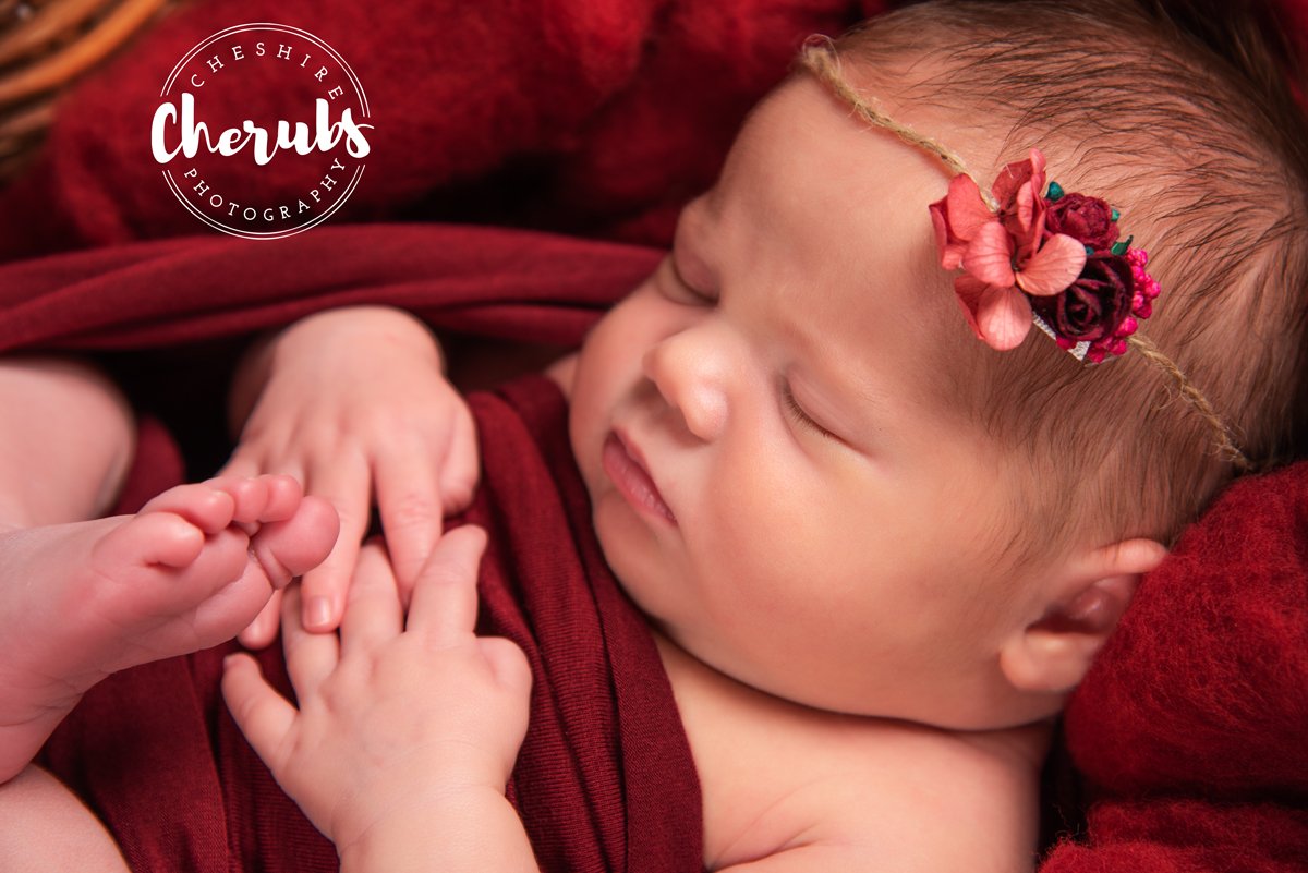 CheshireCherubs's tweet image. Natalia - 10 days old 💕
Natalia first visited the studio when she was still mummy's bump, for a maternity session, so it was lovely to welcome everyone back for her newborn session and meet this little lady! #newbornphotography #newbornphotoshoot #warringtonbabyphotographer